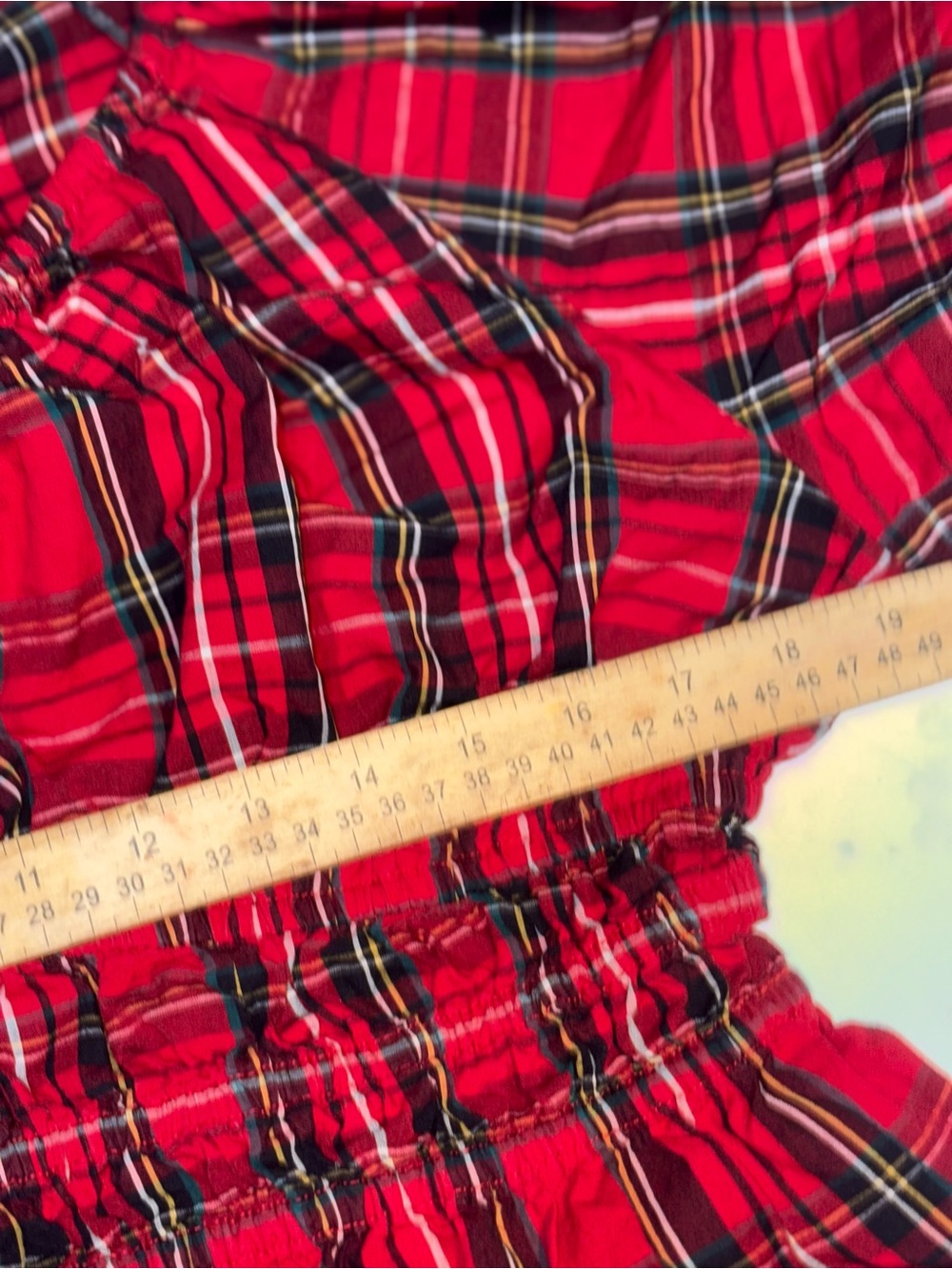 Old Navy red tartan Puff-Sleeve Peplum top smocked waist and v-neck large - Picture 8 of 10